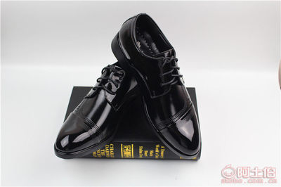 【金大象溫州新款男士漆皮商務(wù)正裝皮鞋英倫新郎系帶休閑男鞋廠家直銷批發(fā)1210】溫州市甌海潘橋劍利達(dá)皮鞋廠 - 產(chǎn)品庫